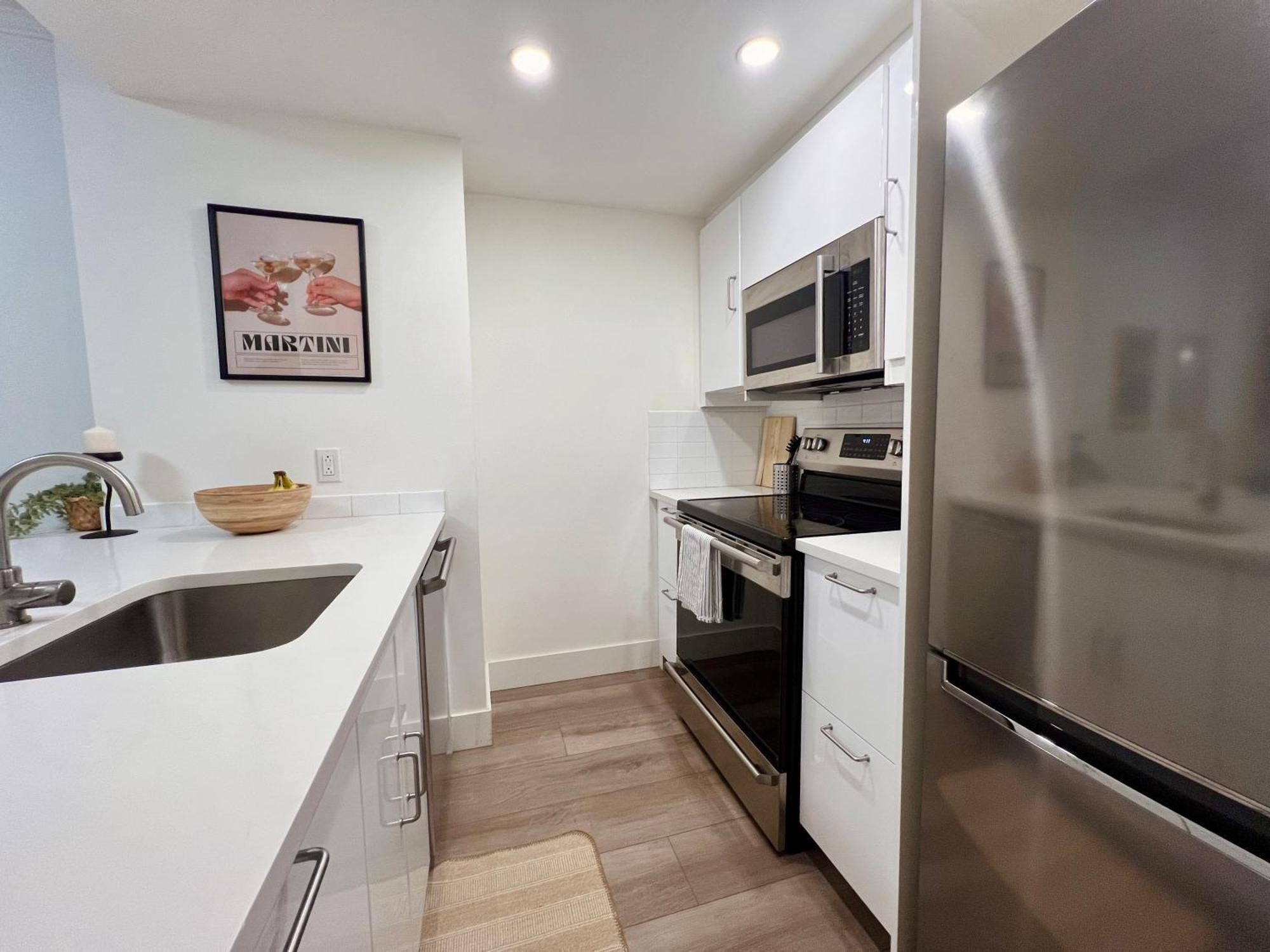 Stunning Skyline Views In A Cozy And Stylish Abode Lägenhet Vancouver Exteriör bild